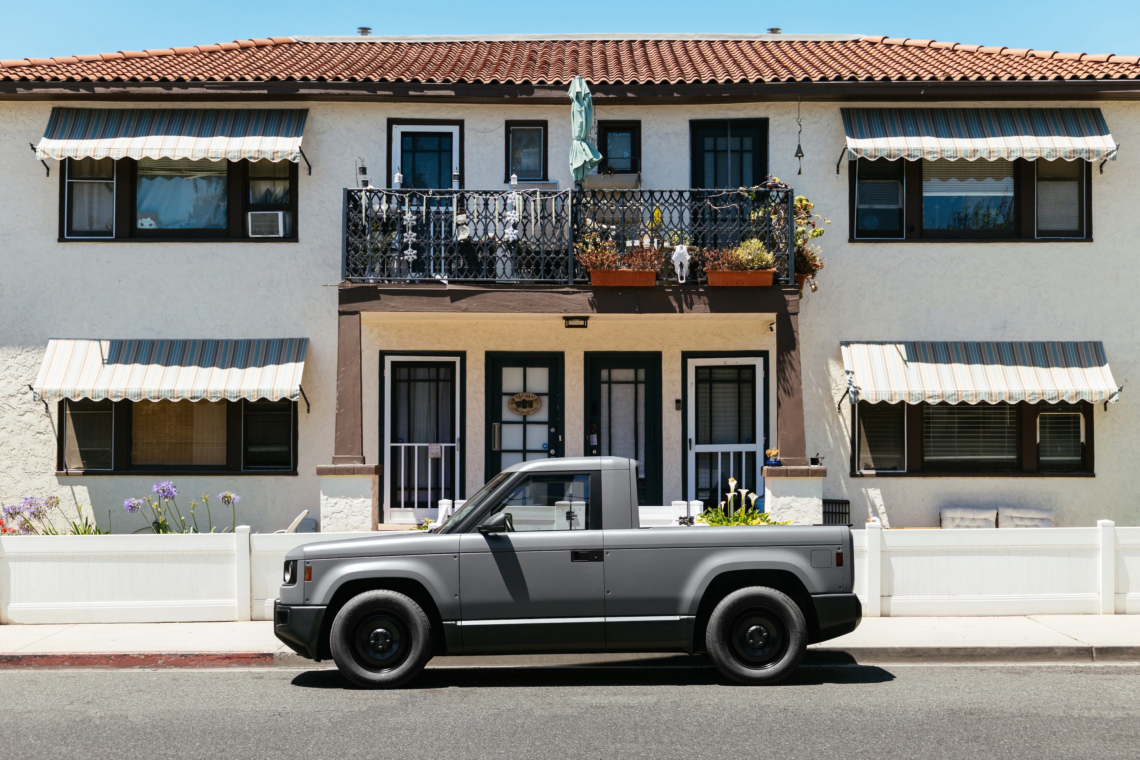 Το Slate Truck ξεκινά φθηνά, αλλά με επιλογές μπορεί να ξεπεράσει τα 45.000 δολάρια