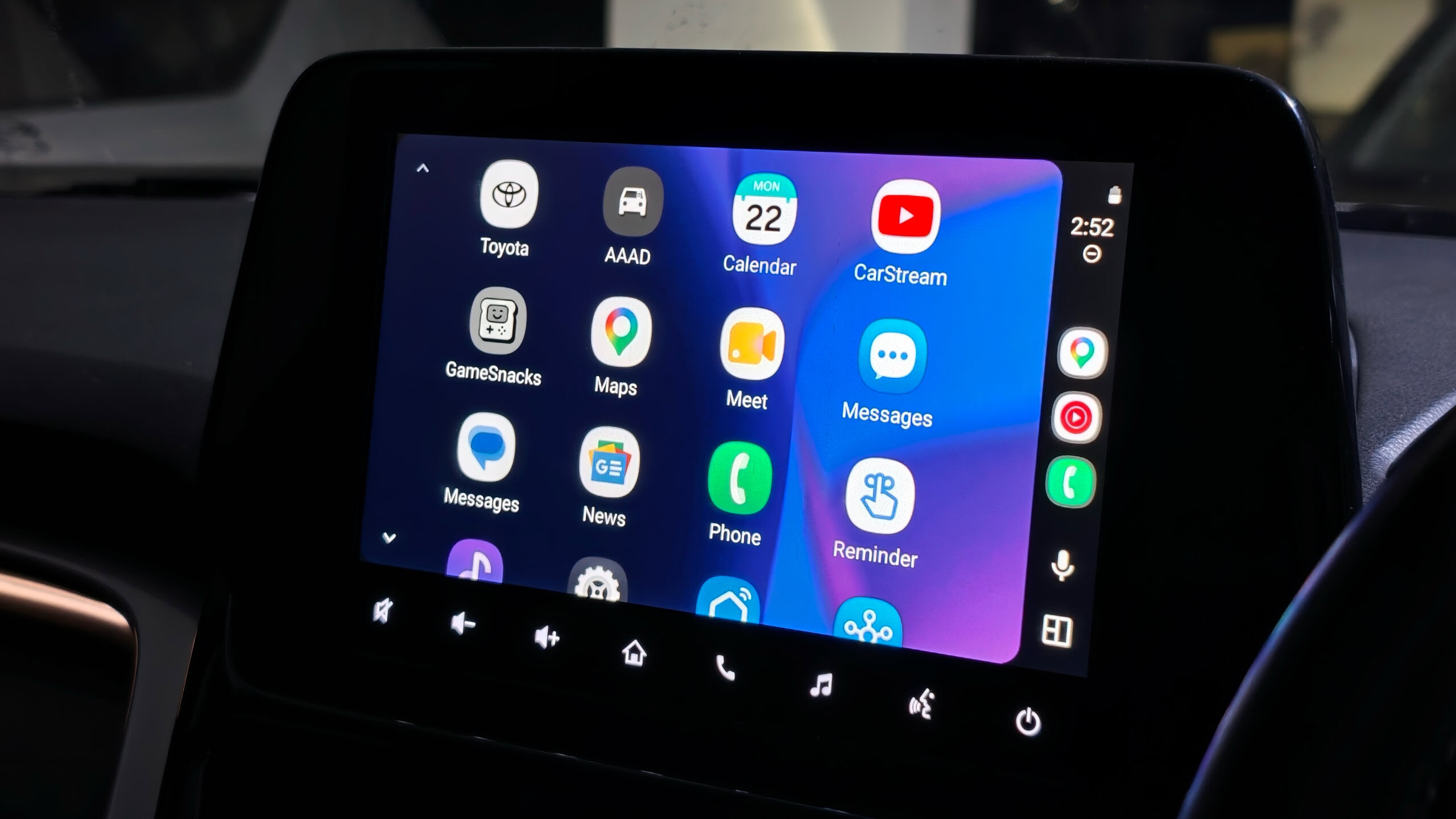 Η «κρυφή» λειτουργία του Android Auto που επιτρέπει εγκατάσταση εφαρμογών εκτός Play Store