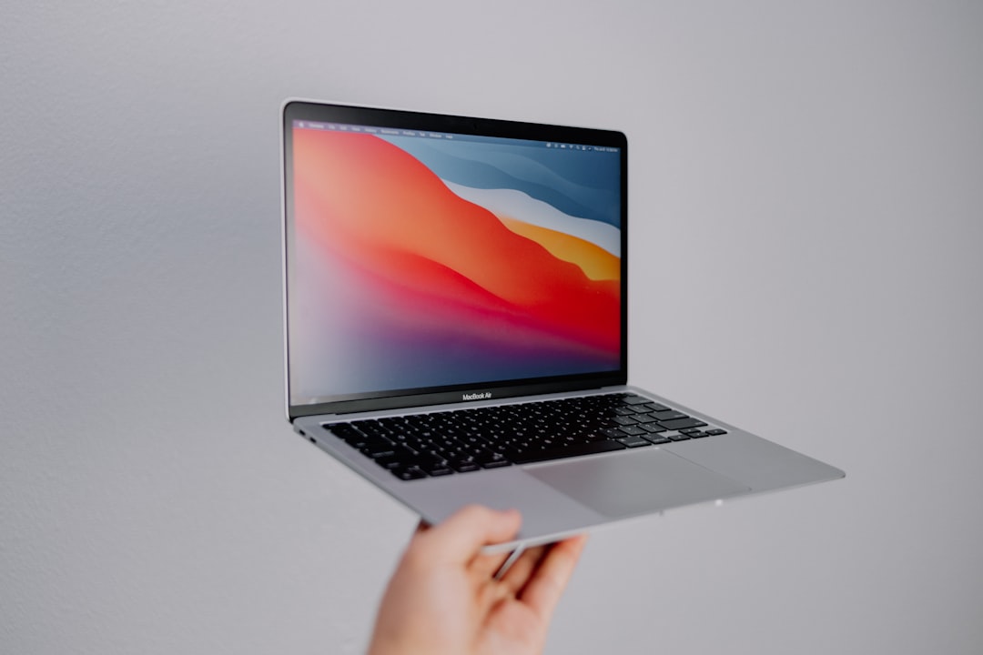 Νέες μειώσεις έως 200 δολάρια στα MacBook Air στο B&H