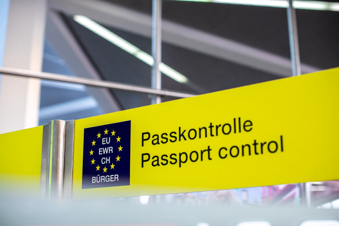Επίσημη καθυστέρηση για το ETIAS: τι ξέρουμε για το νέο ταξιδιωτικό έγγραφο
