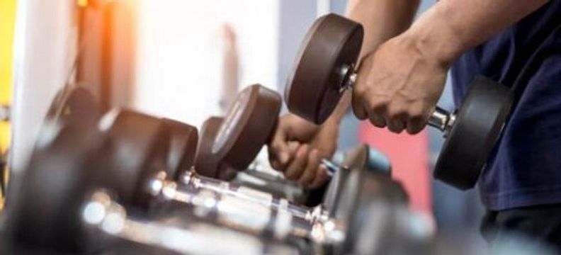 Η προπόνηση με βάρη συνδέεται με μεγαλύτερο προσδόκιμο ζωής