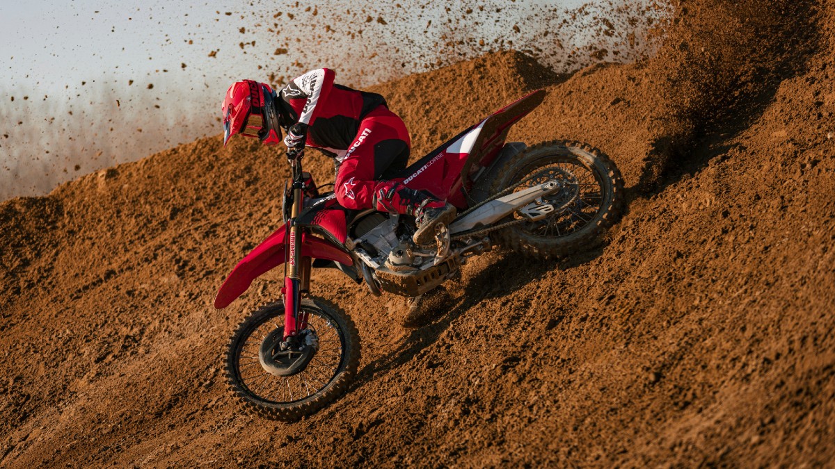 Επίσημο: Η Ducati βάζει τη Desmo450 MX στο Power Deals με όφελος έως 5.000 ευρώ