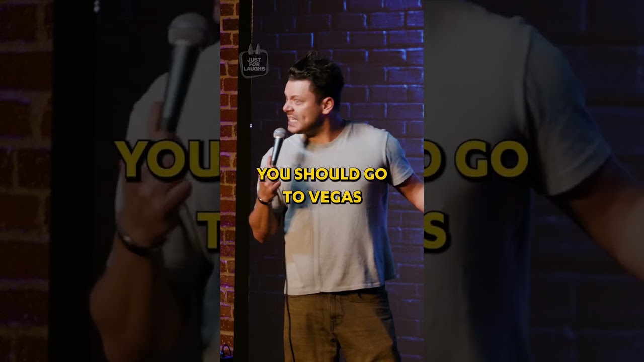 Ο Kev Adams ανακαλύπτει ότι στην Αμερική όλες οι δρόμοι οδηγούν στο Taco Bell