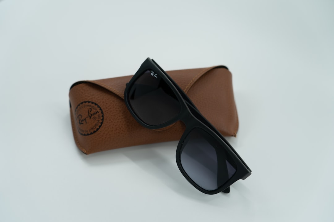Νέα έκπτωση έως 50% στα Ray-Ban: Τι δίνουν οι επαληθευμένοι κωδικοί