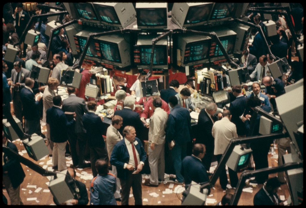 Euronext Athens: Ισχυρές αποδόσεις και ρεκόρ αντλήσεων κεφαλαίων στο α' εξάμηνο 2026
