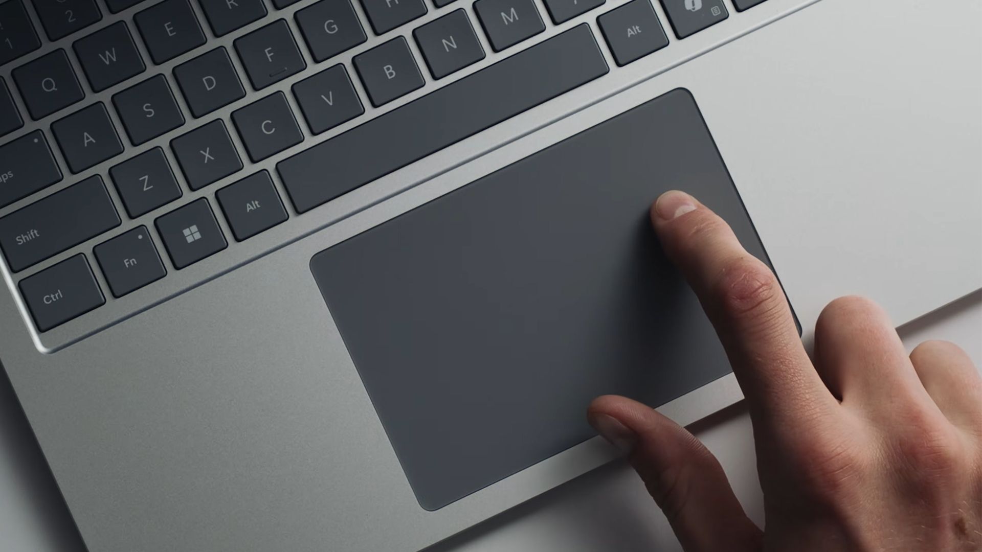 Επίσημη αλλαγή στα Windows 11: Ρυθμίζεται πλέον το δεξί κλικ στο touchpad