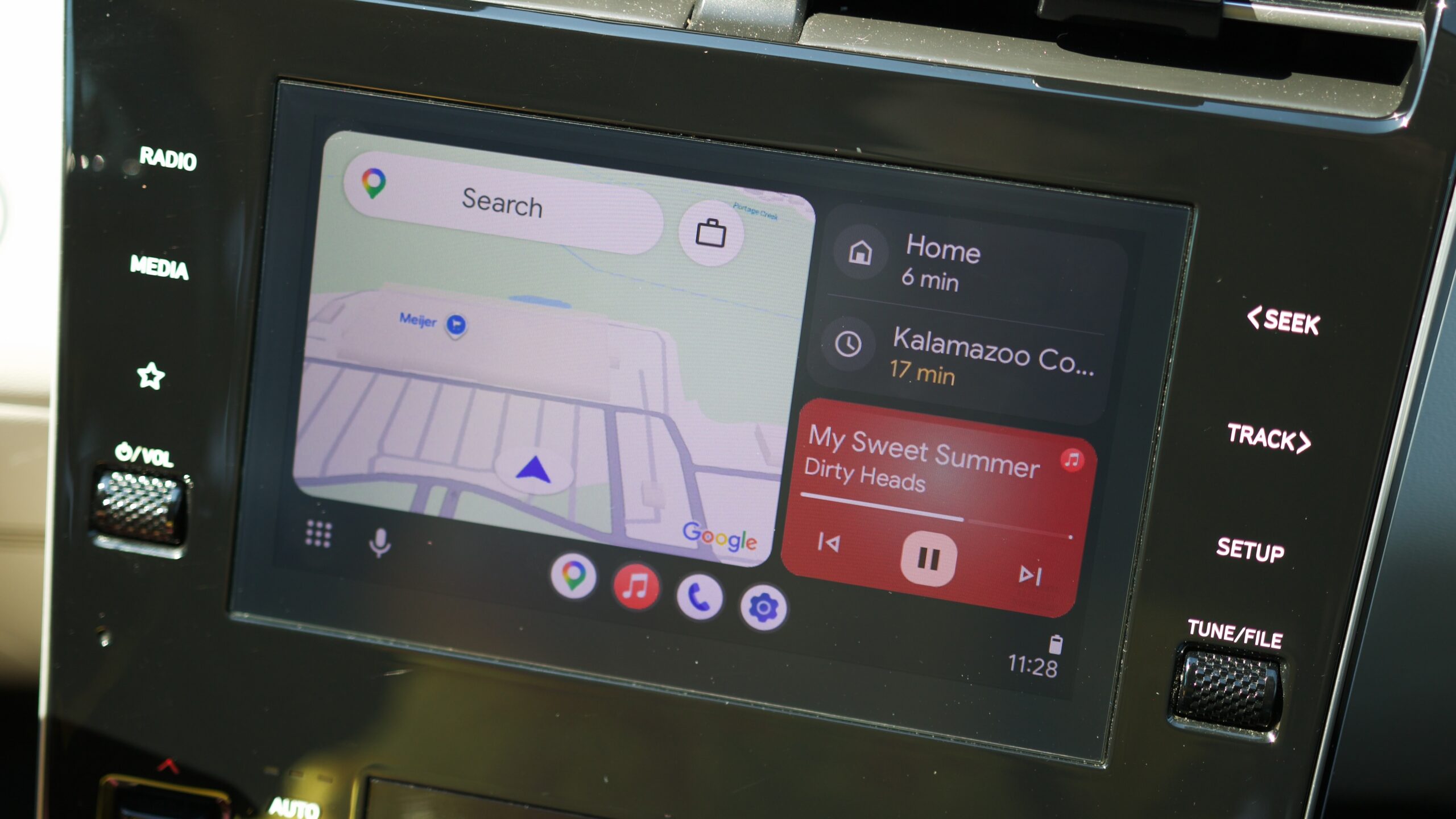 Ανακαλύψτε 5 Σημαντικές Ρυθμίσεις του Android Auto για το Νέο σας Αυτοκίνητο