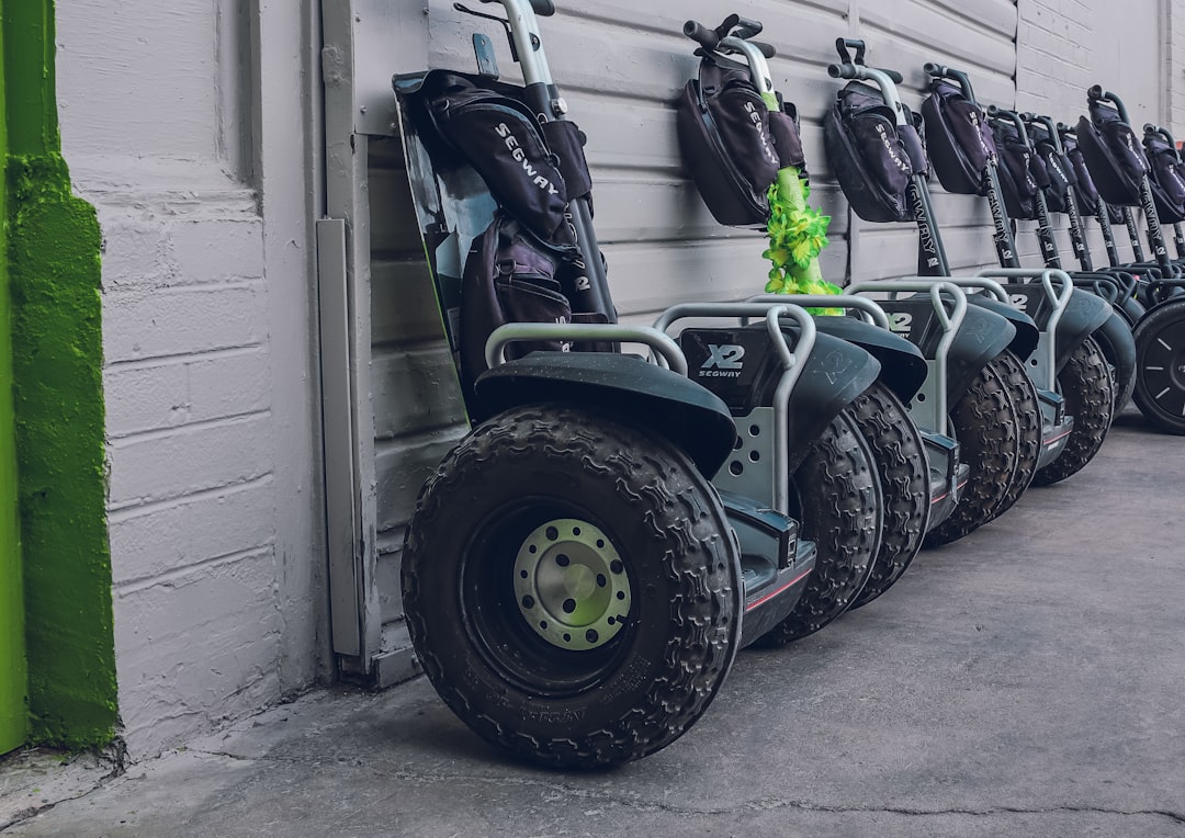 Νέο Segway Navimow X430: Τι δείχνει το ρομποτικό χλοοκοπτικό