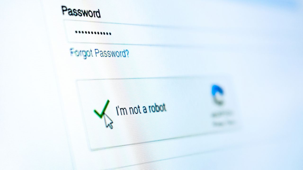 Τα CAPTCHA στην εποχή της τεχνητής νοημοσύνης: Έχουν ξεπεραστεί ή απλώς αλλάζουν μορφή;