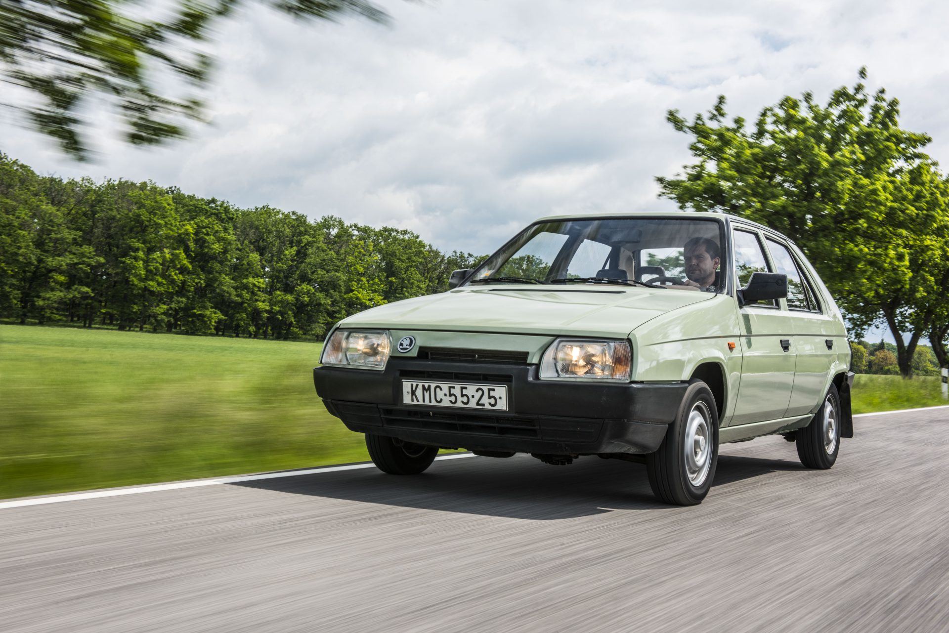 Skoda Favorit: το μοντέλο που άνοιξε τον δρόμο στη σύγχρονη εποχή της τσεχικής φίρμας