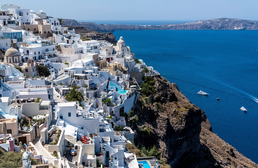Τουρισμός για Όλους: Αυξάνονται τα εισοδηματικά όρια και οι δικαιούχοι – Όλες οι αλλαγές