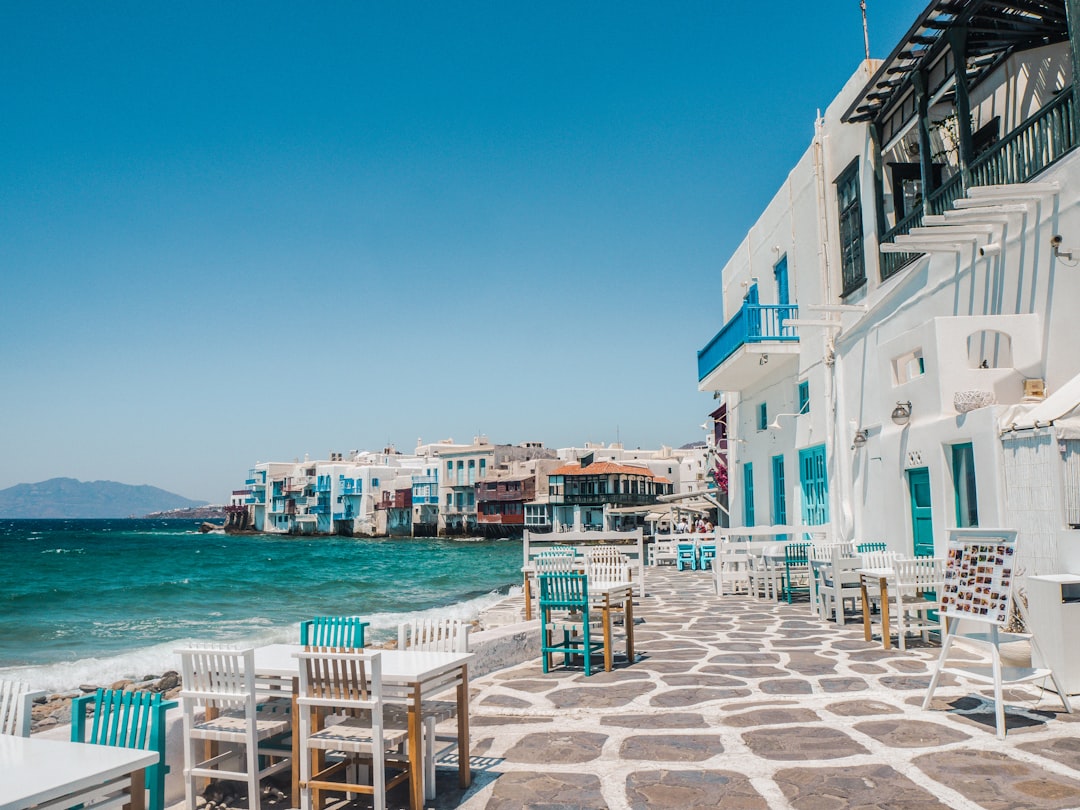 Το ροζέ που συνοδεύει κάθε καλοκαιρινή ανάμνηση