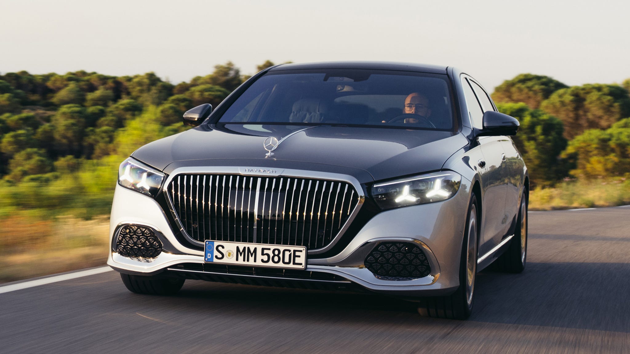 Mercedes-Maybach S-Class 2027: περισσότερη τεχνολογία, ακόμη μεγαλύτερη άνεση