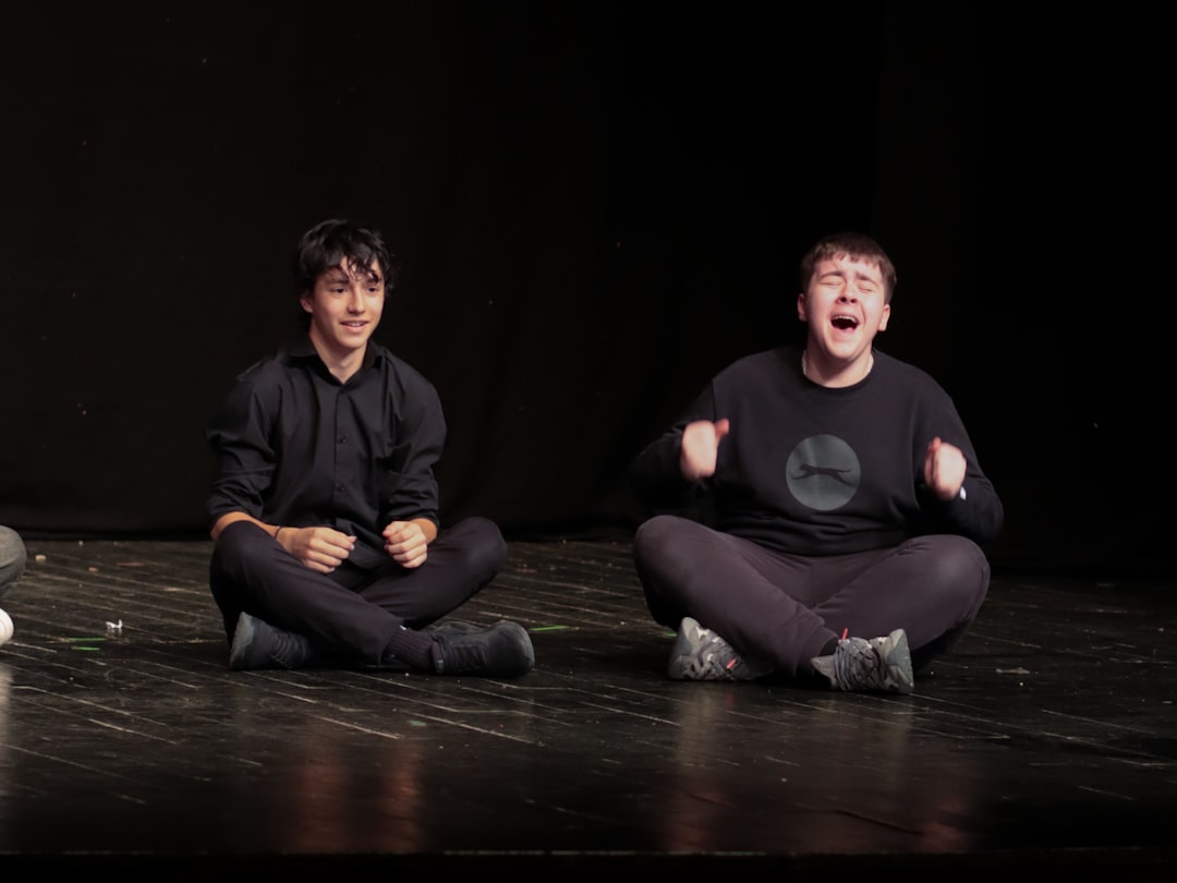 Επίσημο: Justice Smith και Charlie Gillespie στο cast του Heated Rivalry